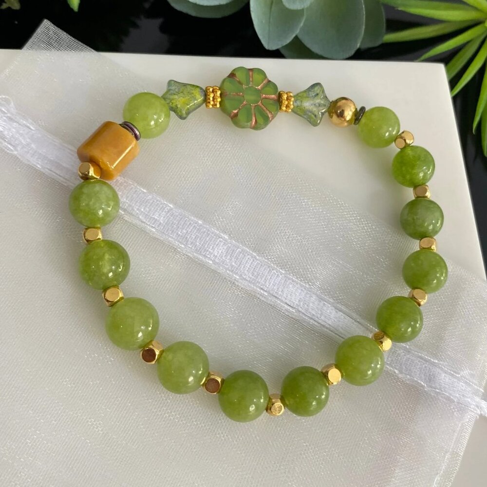 Green Jade & Czech Glass Flower Beaded Bracelet with 24k Gold Plated Beads